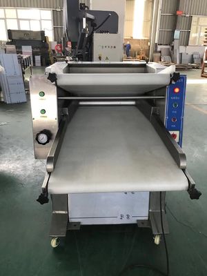เครื่อง Sheeter แป้งควบคุมไฟฟ้า 4KW ปรับความหนา